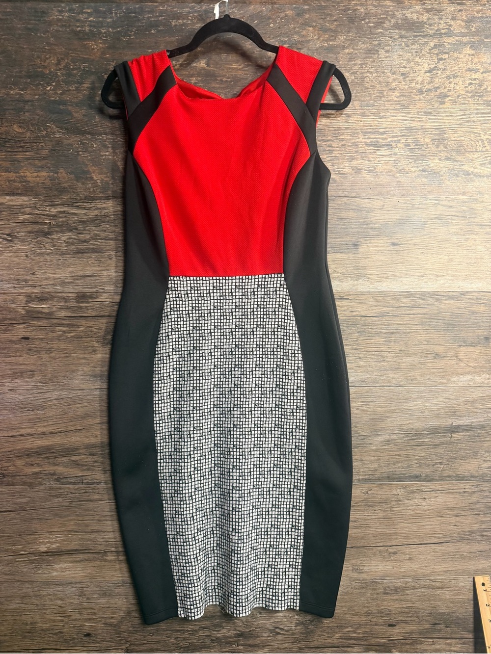 Enfocus Studio Red, Black & White Colorblock Midi Dress
